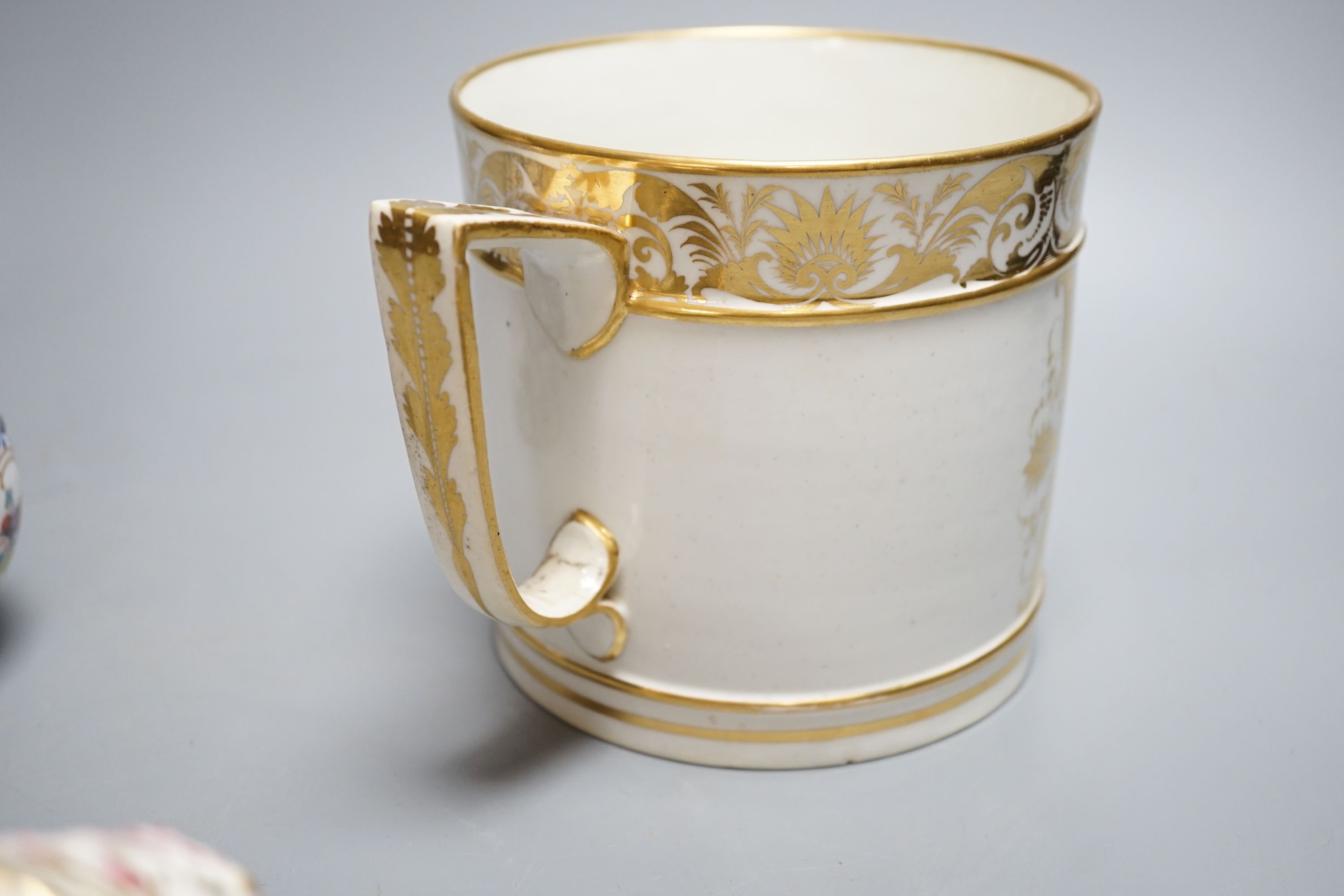 An early 19th century Derby porter mug, 13cm high, a Derby dish and a Chantilly-style sugar sifter